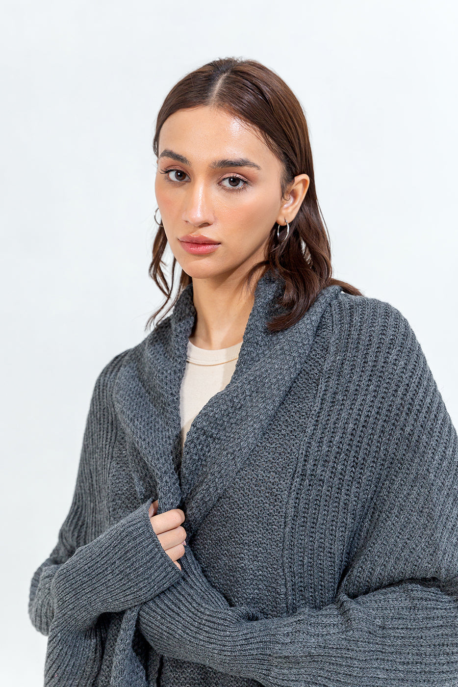 BATWING KNIT SHRUG