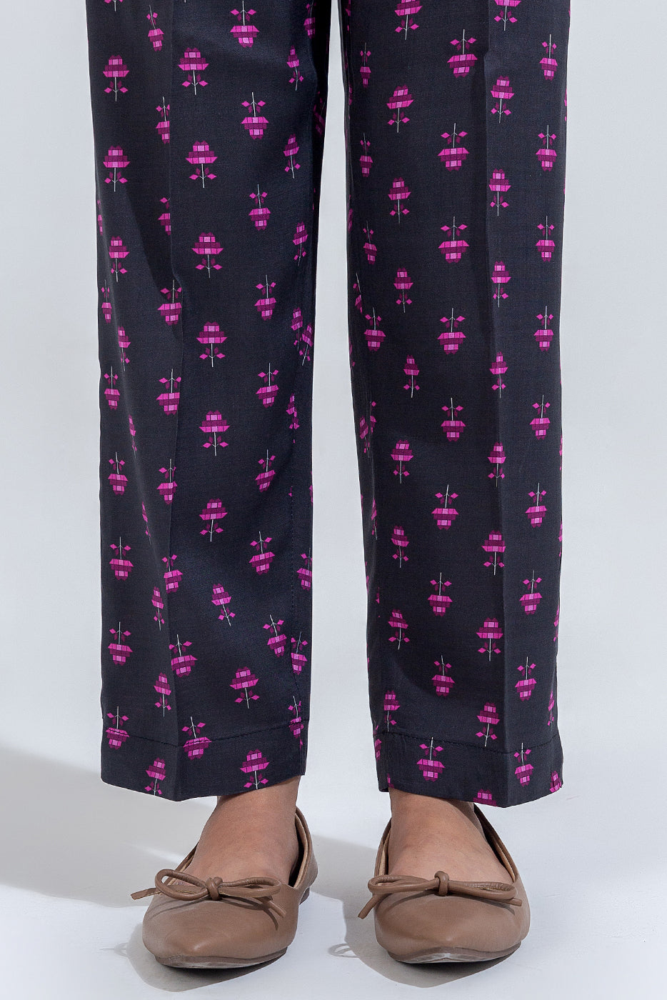 BASIC STRAIGHT PANTS