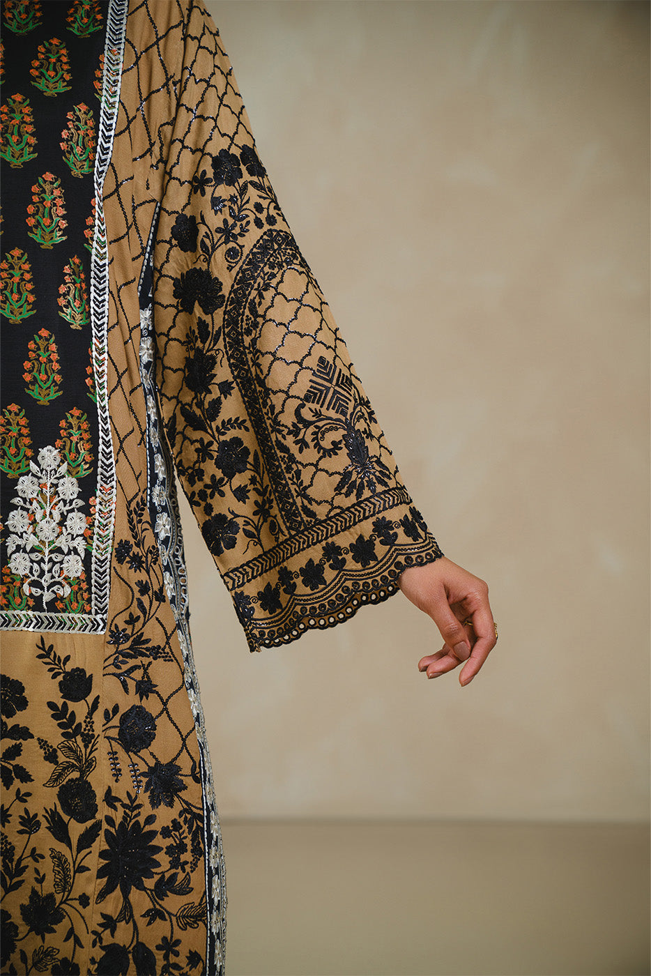 2 PIECE EMBROIDERED RAW SILK SUIT (LUXURY-PRET)