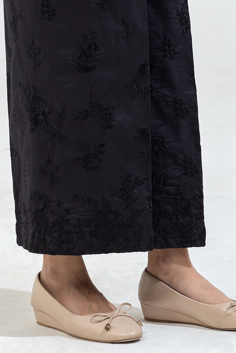 EMBROIDERED CULOTTE PANTS