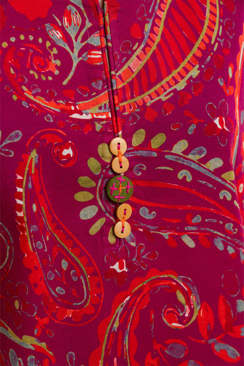 2 PIECE PRINTED KHADDAR SUIT (PRET)