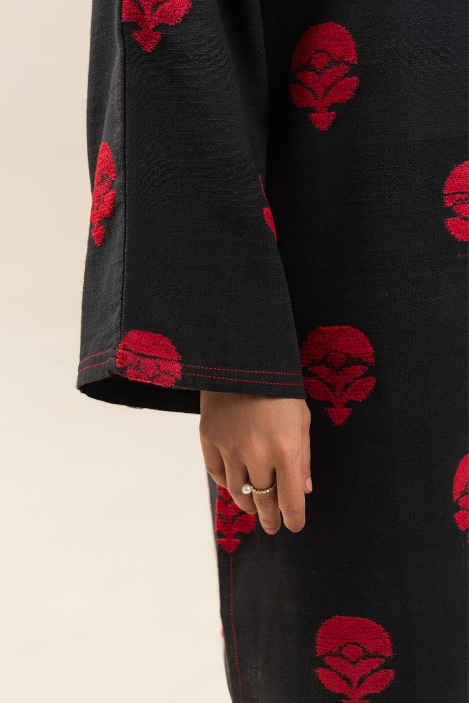 2 PIECE BASIC VELVET KHADDAR SUIT (PRET)