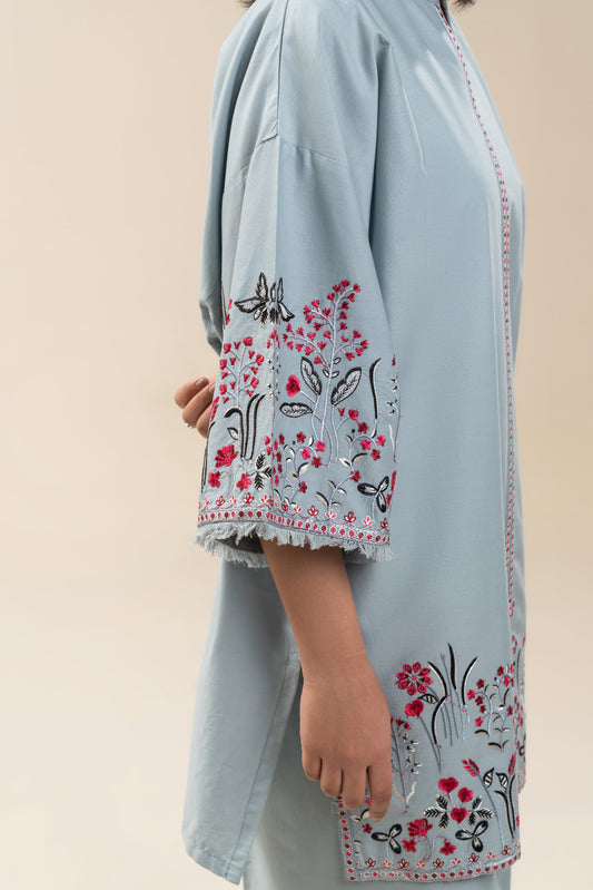 2 PIECE EMBROIDERED CAMBRIC SUIT (PRET)