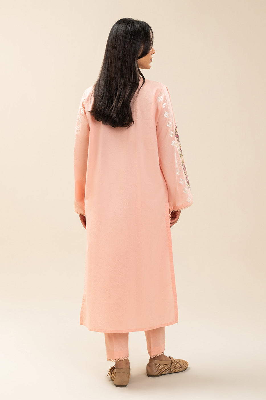 2 PIECE EMBROIDERED CAMBRIC SUIT (PRET)