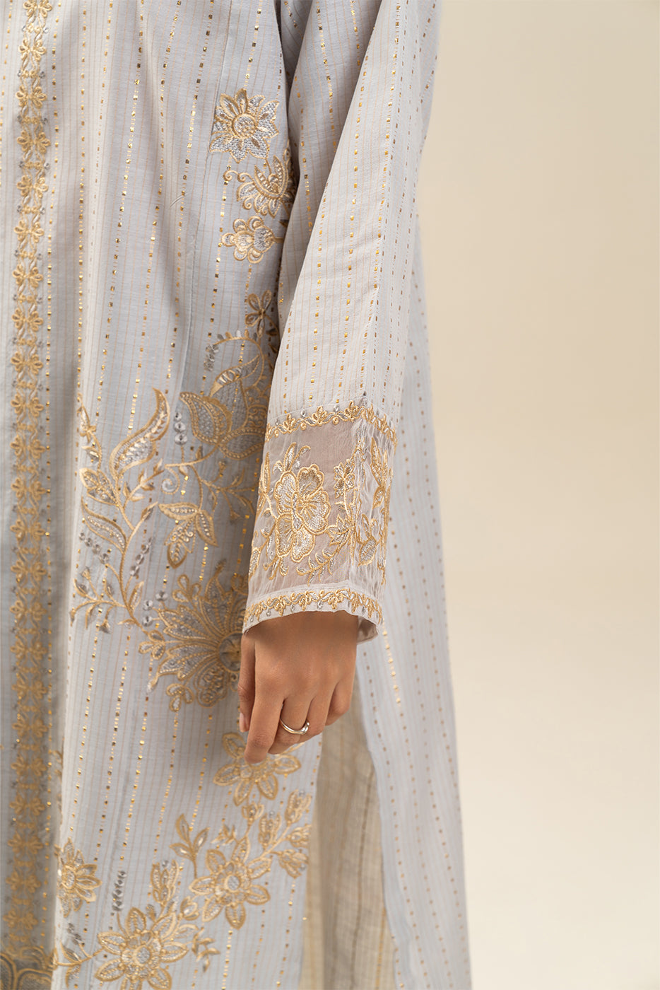 3 PIECE EMBROIDERED TWO TONE SUIT (PRET)