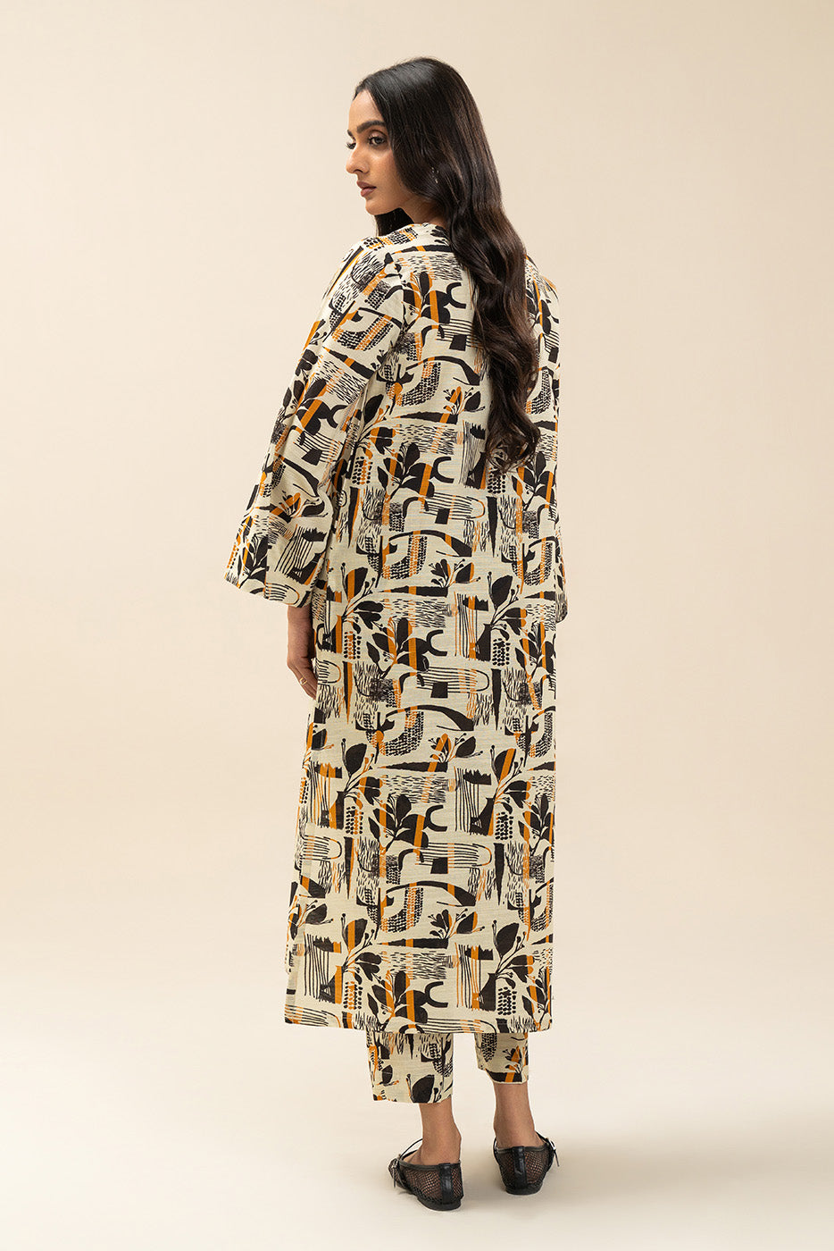 2 PIECE PRINTED KHADDAR SUIT (PRET)