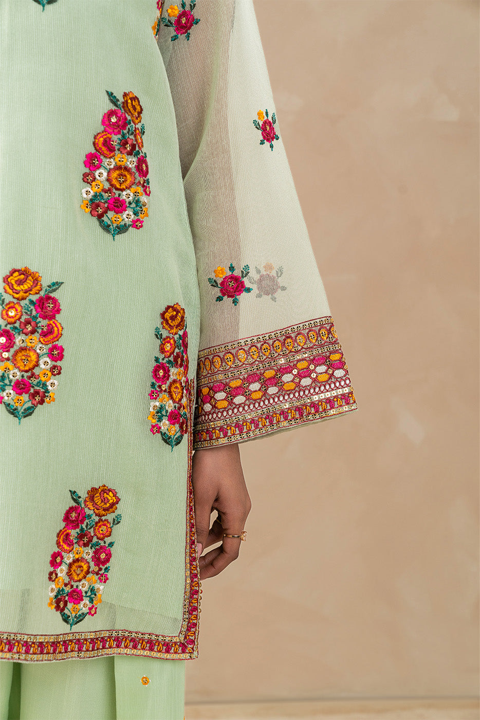 2 PIECE EMBROIDERED COTTON NET SUIT (LUXURY-PRET)