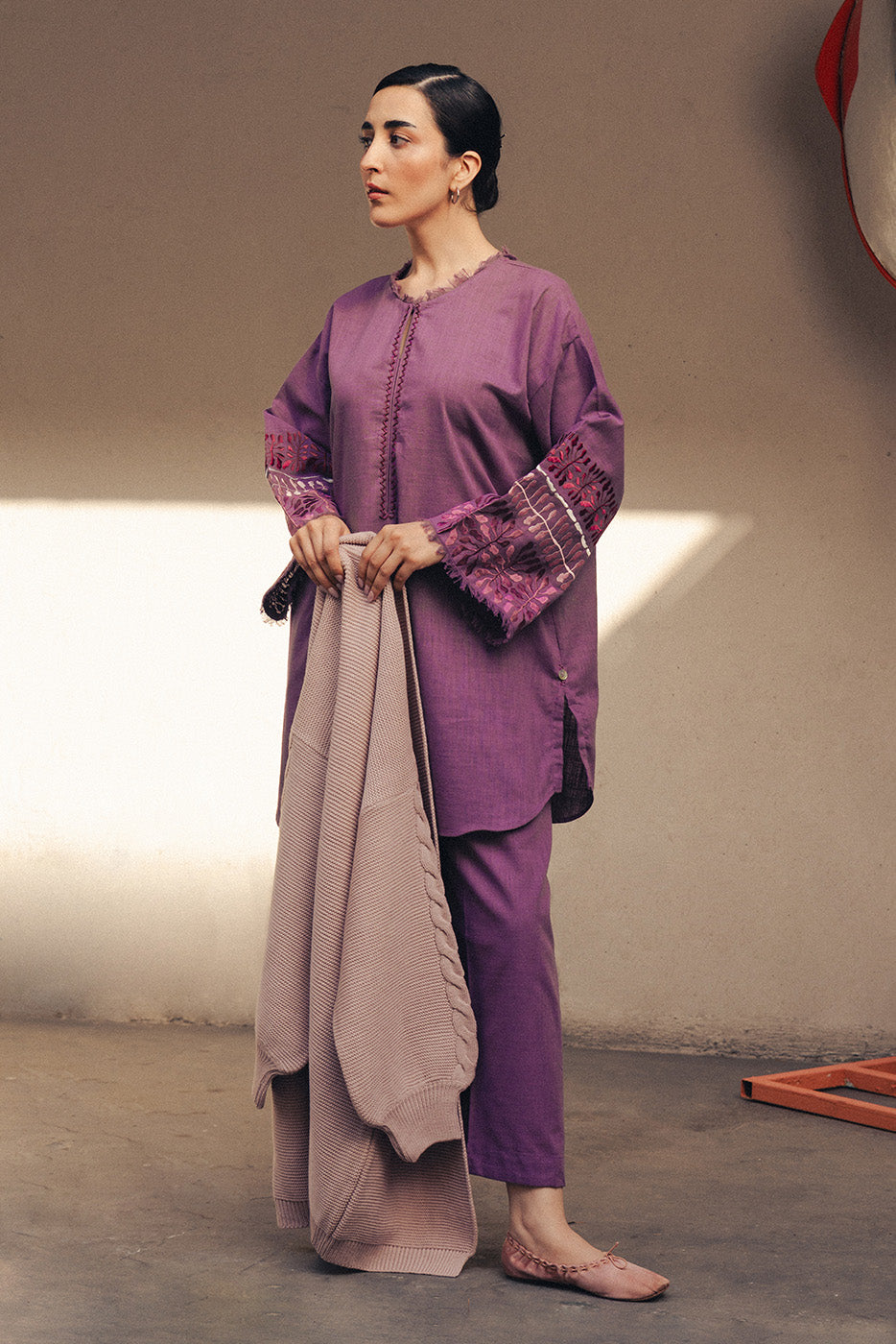 2 PIECE EMBROIDERED TWO WAY SLUB SUIT (PRET)