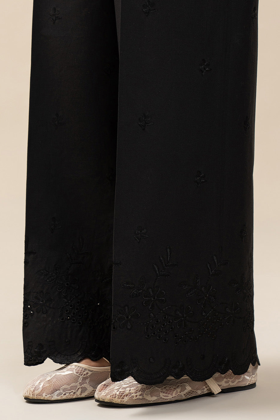 EMBROIDERED CULOTTE PANTS