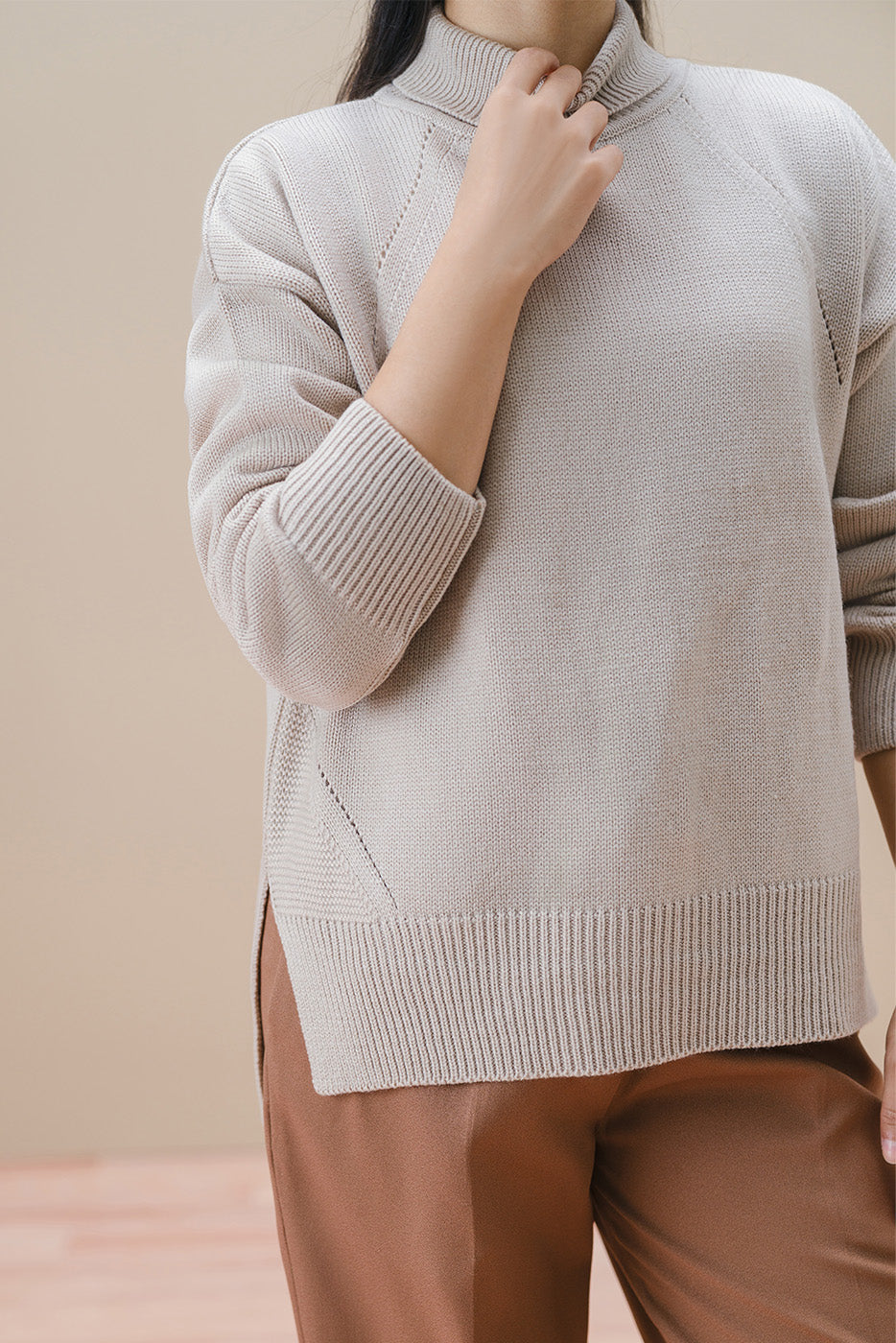 DROP NEEDLE MOCK NECK PULLOVER