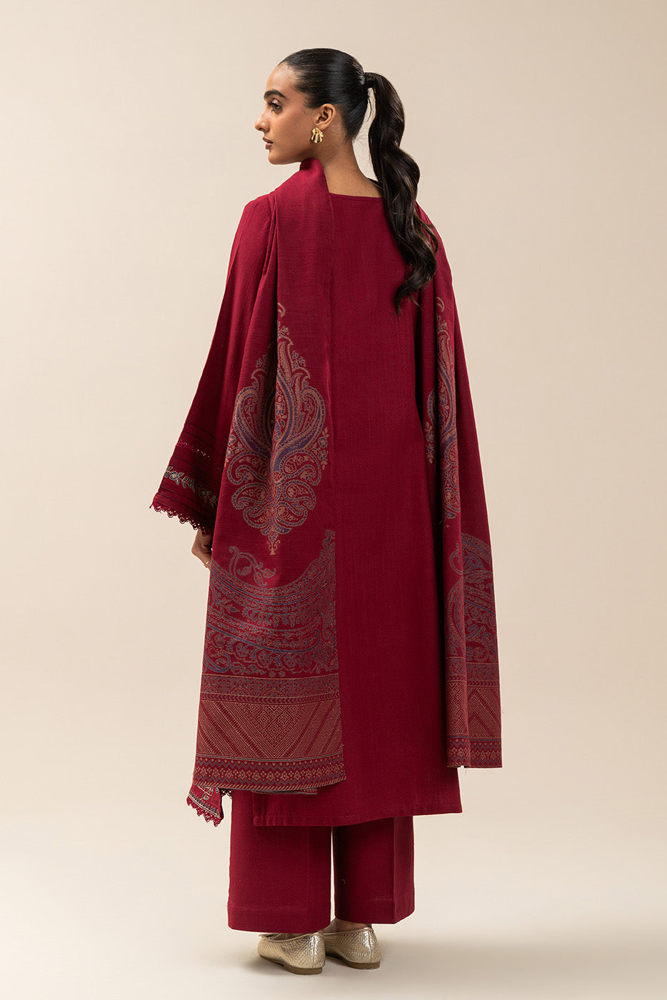 3 PIECE EMBROIDERED SLUB KHADDAR SUIT-GARNET GLAM (UNSTITCHED)