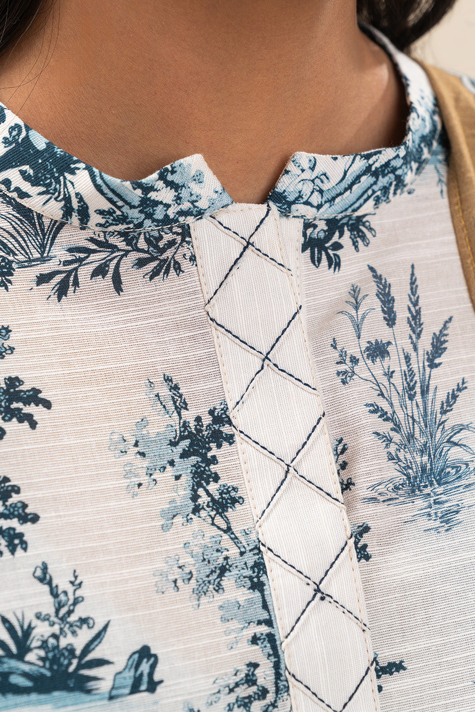 2 PIECE PRINTED SLUB KHADDAR SUIT-WHIMSICAL TALE (UNSTITCHED)