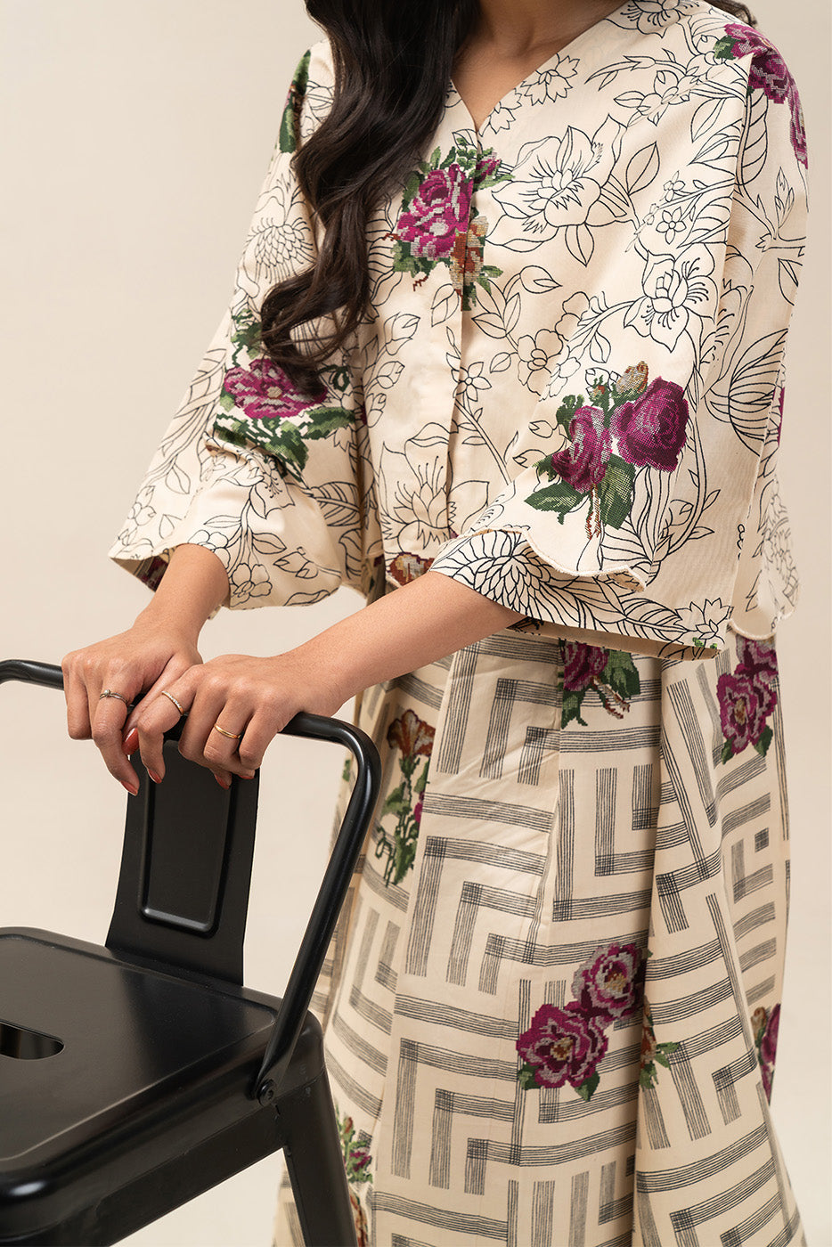 2 PIECE PRINTED CAMBRIC SUIT-BLOOMY WEFT (UNSTITCHED)