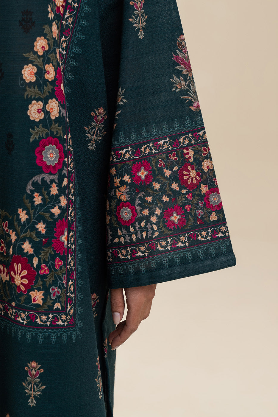 3 PIECE PRINTED SLUB KHADDAR SUIT-AEGEAN CHARM (UNSTITCHED)