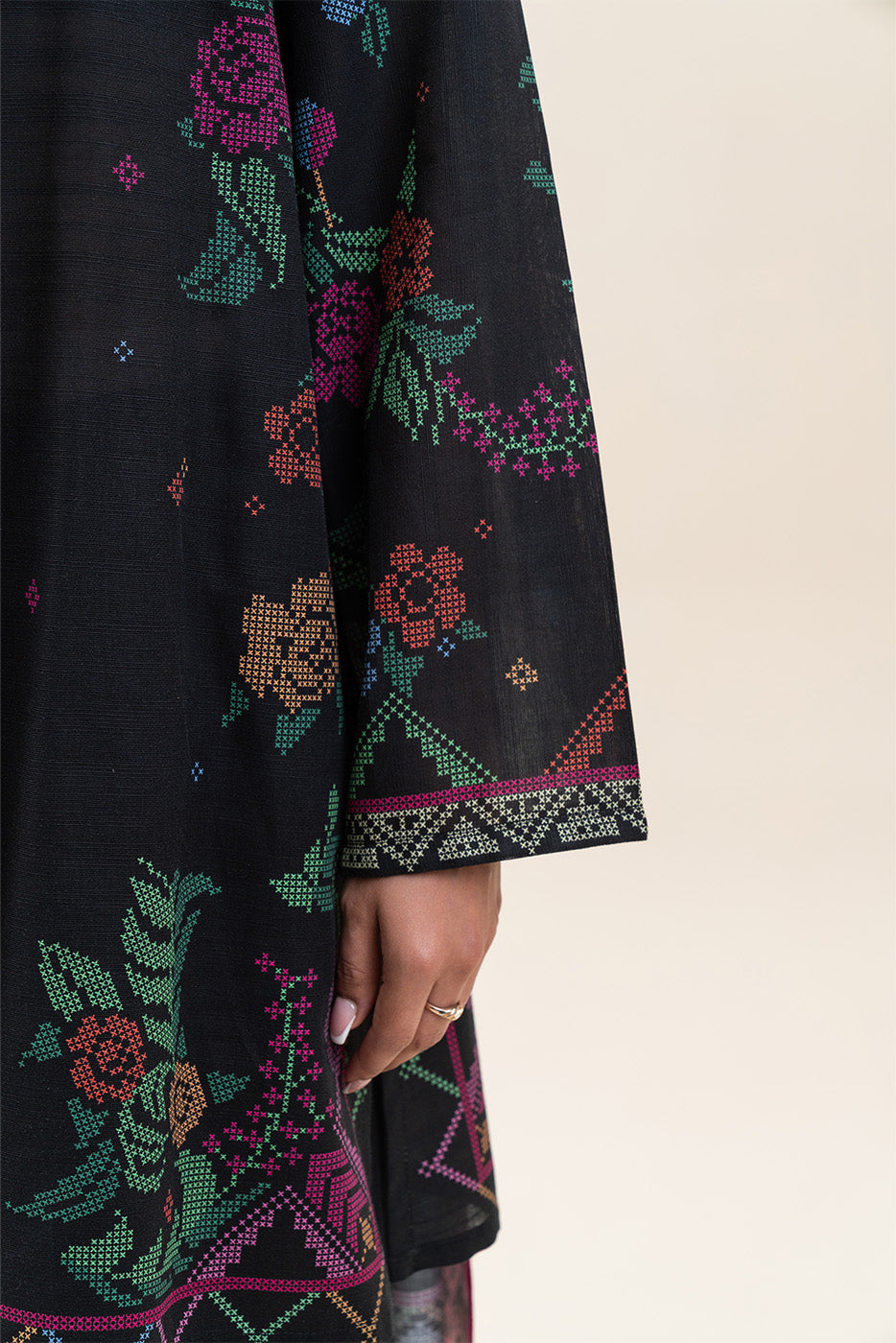 3 PIECE PRINTED SLUB KHADDAR SUIT-MIDNIGHT BLOOM