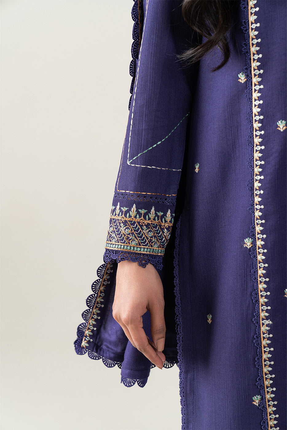 3 PIECE EMBROIDERED SLUB KHADDAR SUT-MAUVE HUES (UNSTITCHED)