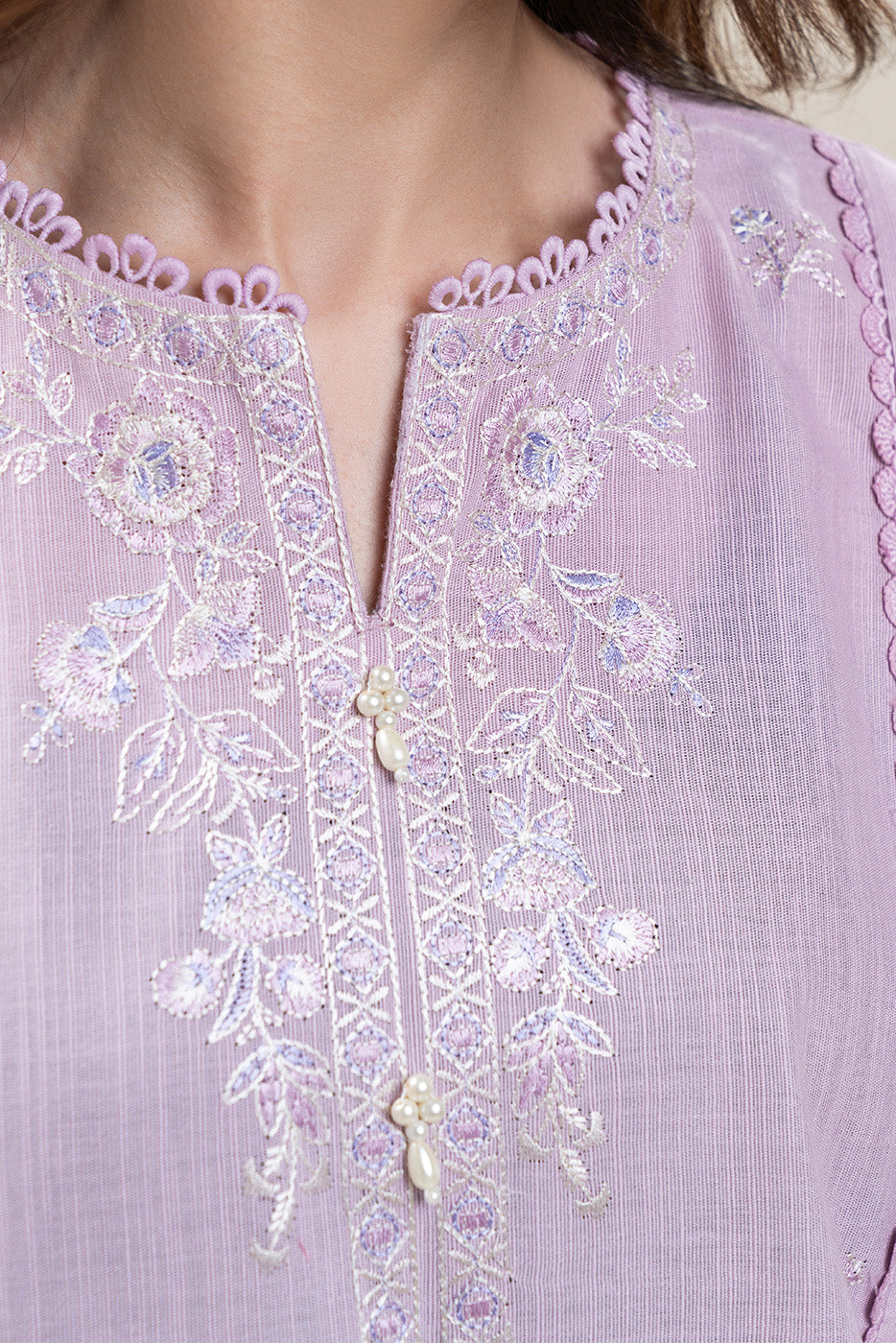 3 PIECE EMBROIDERED SLUB KHADDAR SUIT-LILAC DREAM (UNSTITCHED)