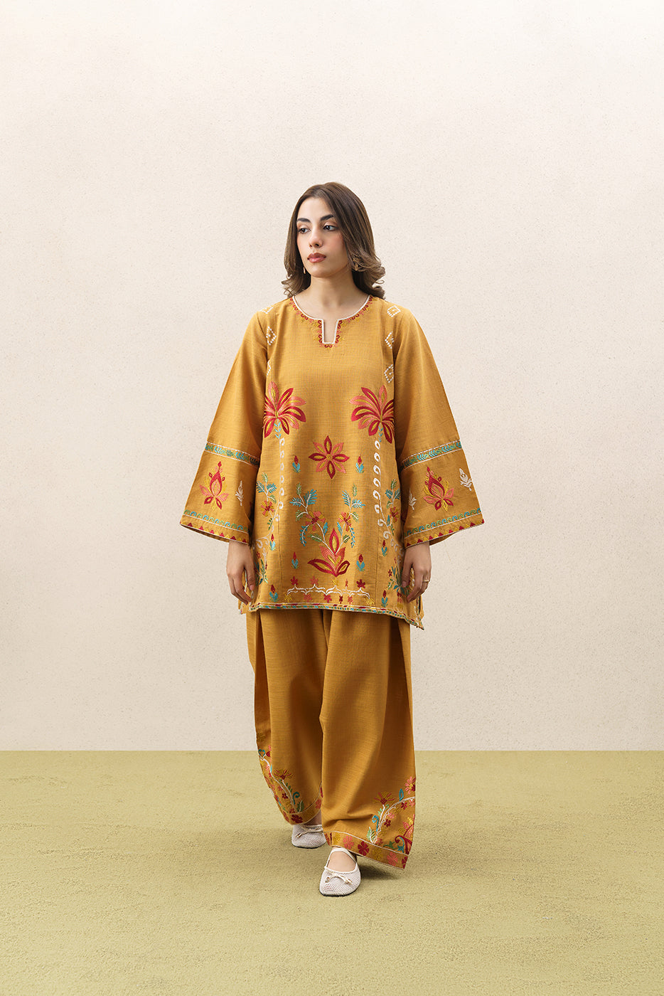 2 PIECE EMBROIDERED TWO WAY SLUB SUIT (PRET)