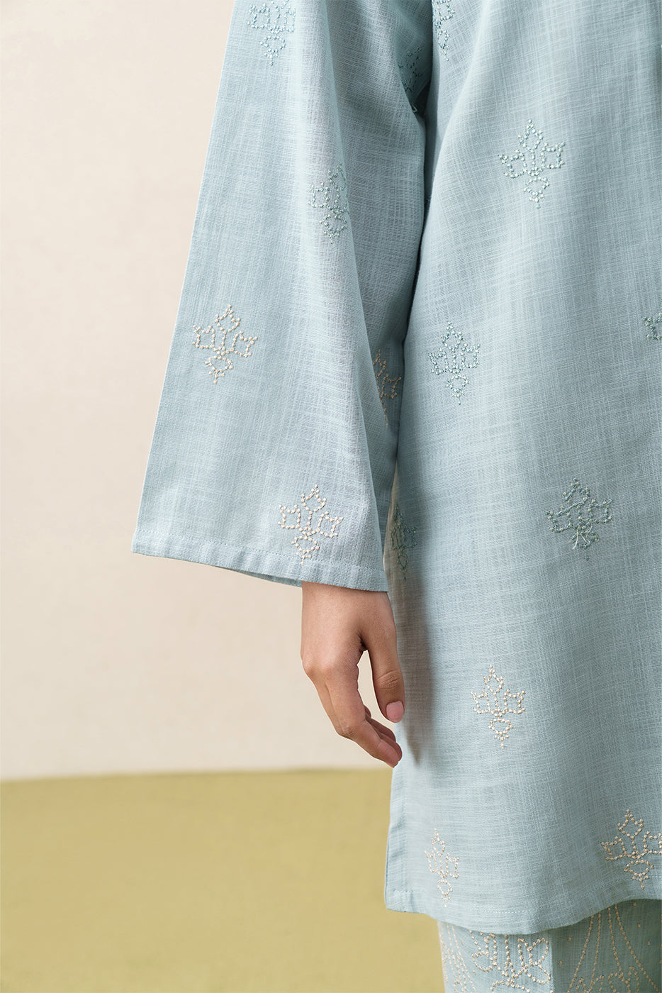 EMBROIDERED TWO WAY SLUB SHIRT (PRET)