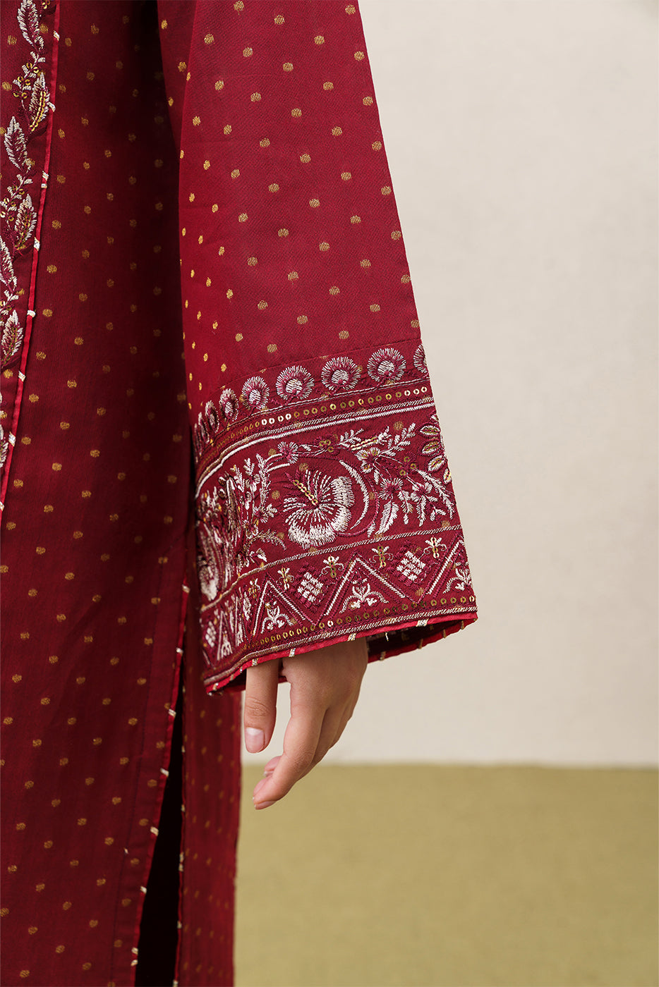 3 PIECE EMBROIDERED YARN DYED JACQUARD SUIT-SCARLET EMBER (UNSTITCHED)