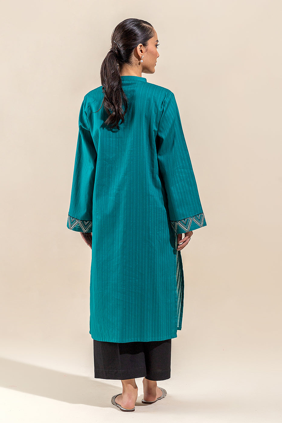 1 PIECE EMBROIDERED LENO KARRA SHIRT-TEAL AURA(UNSTITCHED)