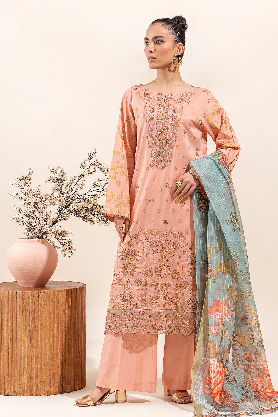 3 PIECE EMBROIDERED LAWN SUIT-ROSETTE DAWN (UNSTITCHED)