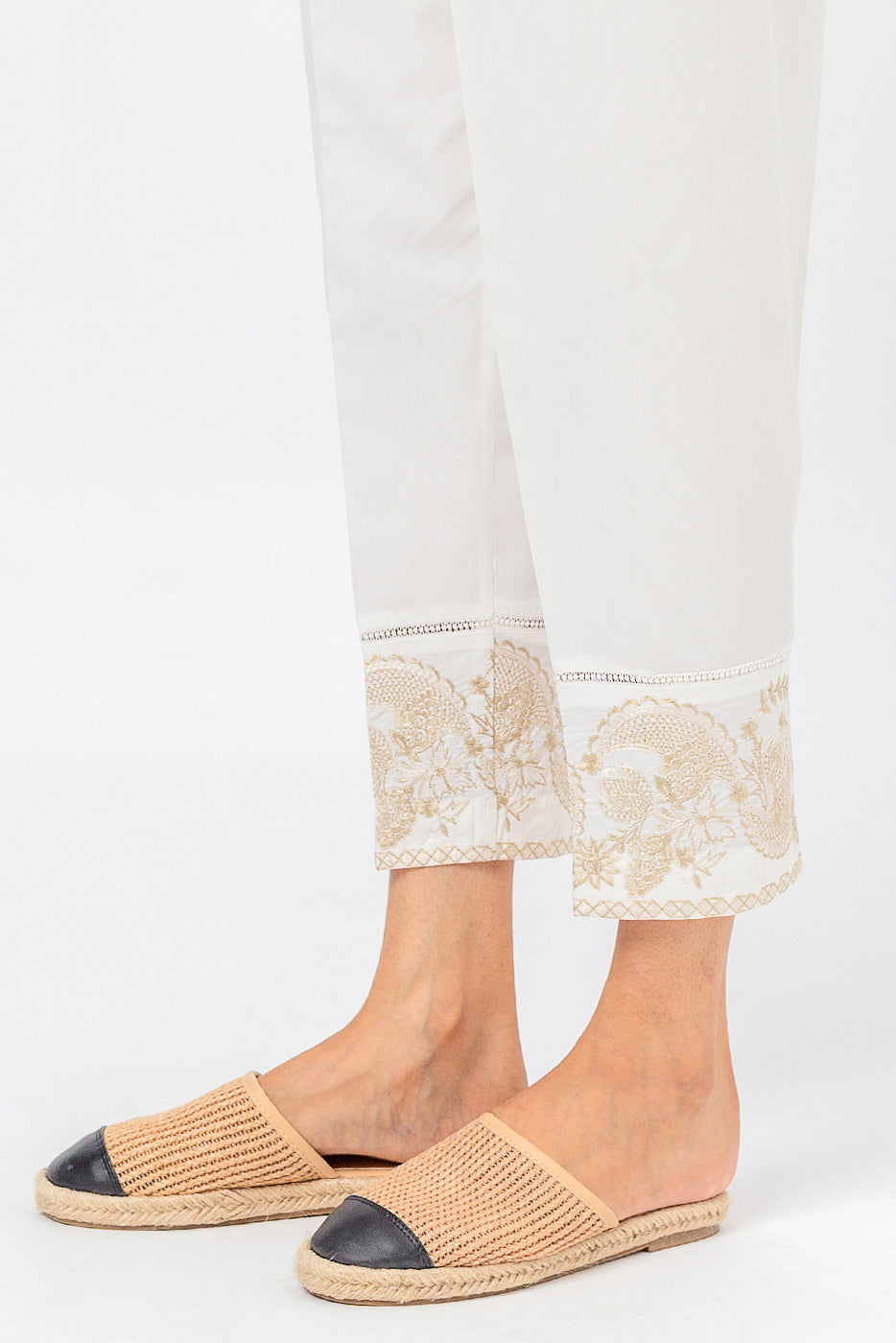 EMBROIDERED STRAIGHT PANTS