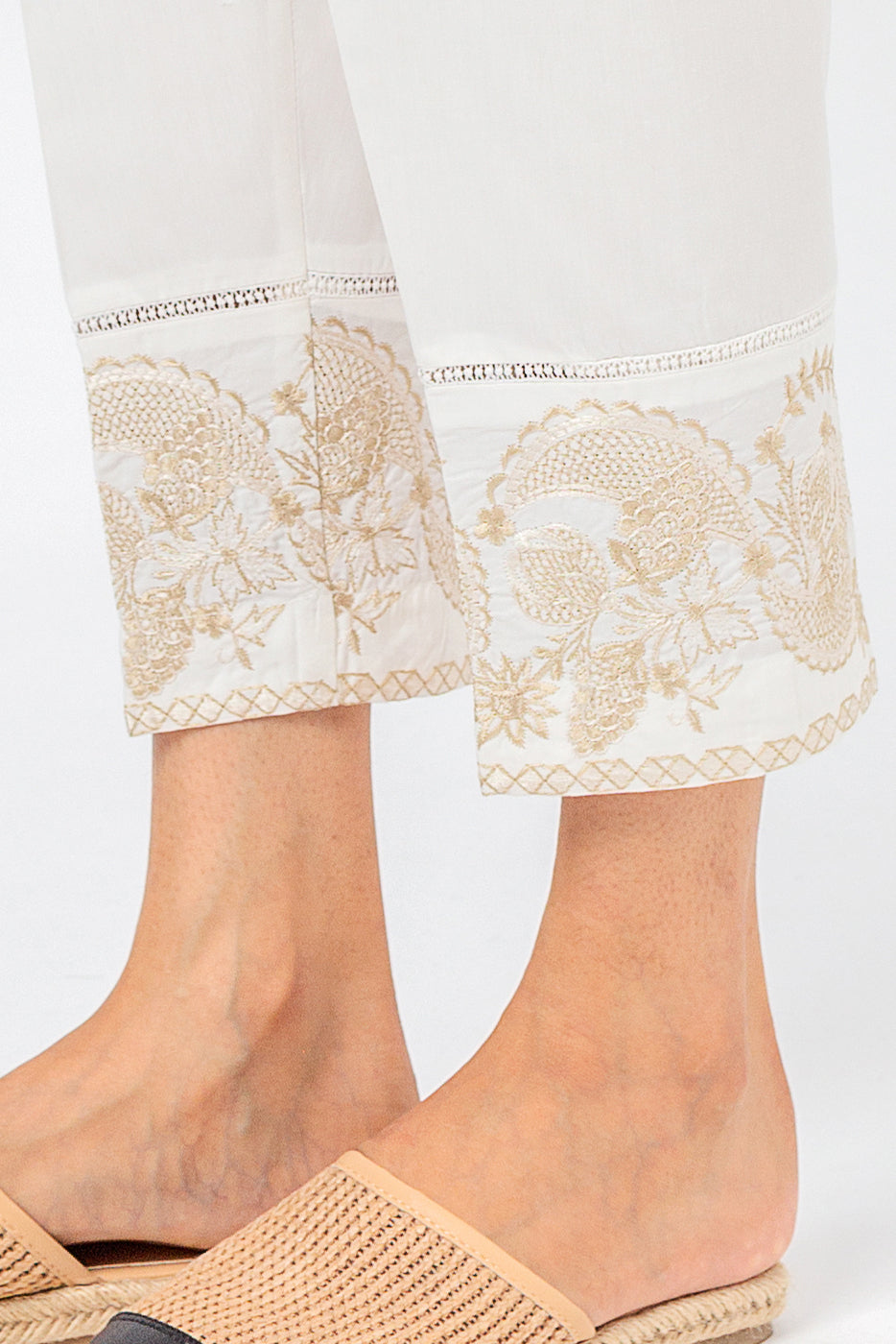 EMBROIDERED STRAIGHT PANTS