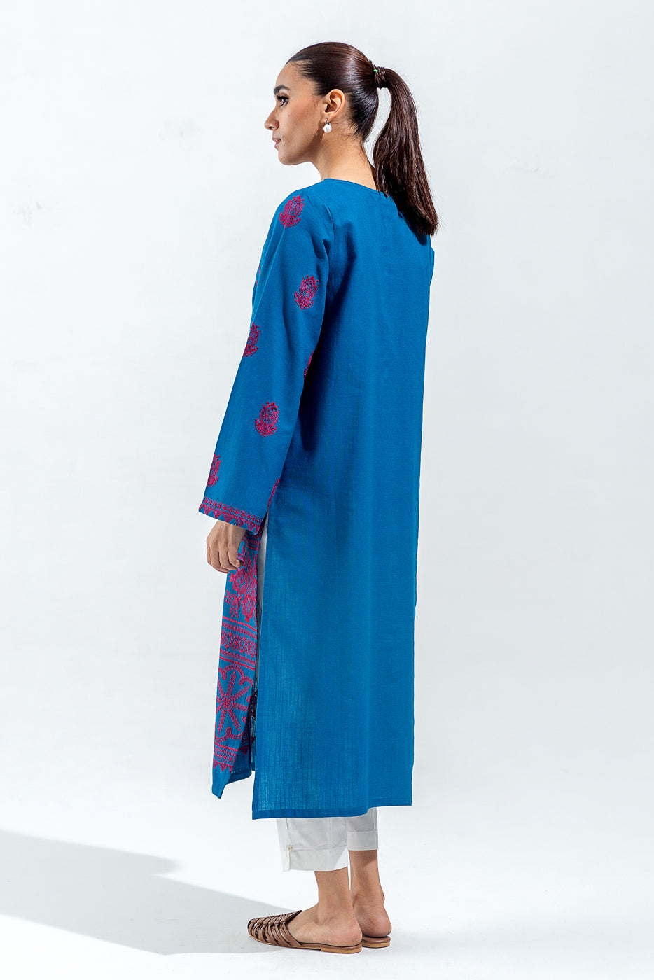 EMBROIDERED KHADDAR SHIRT (PRET)