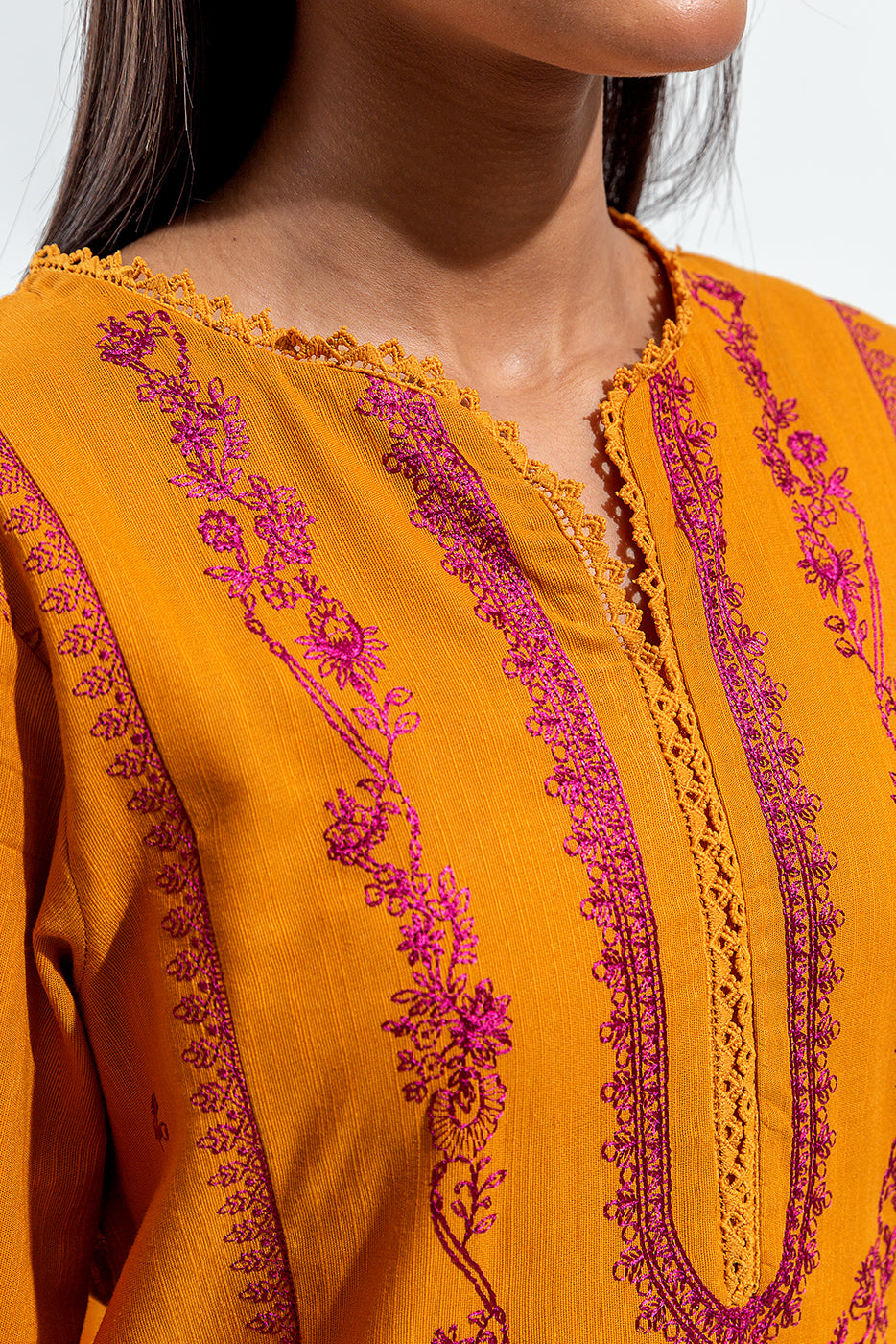 EMBROIDERED SLUB KHADDAR SHIRT (PRET)