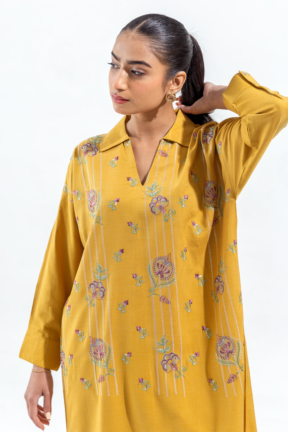 2 PIECE EMBROIDERED CHAMBRAY SUIT (PRET)