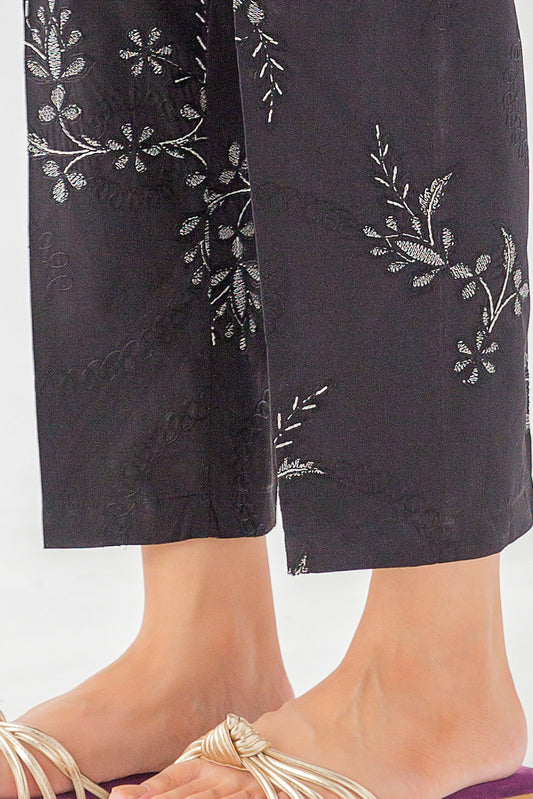 EMBROIDERED TAPERED PANTS