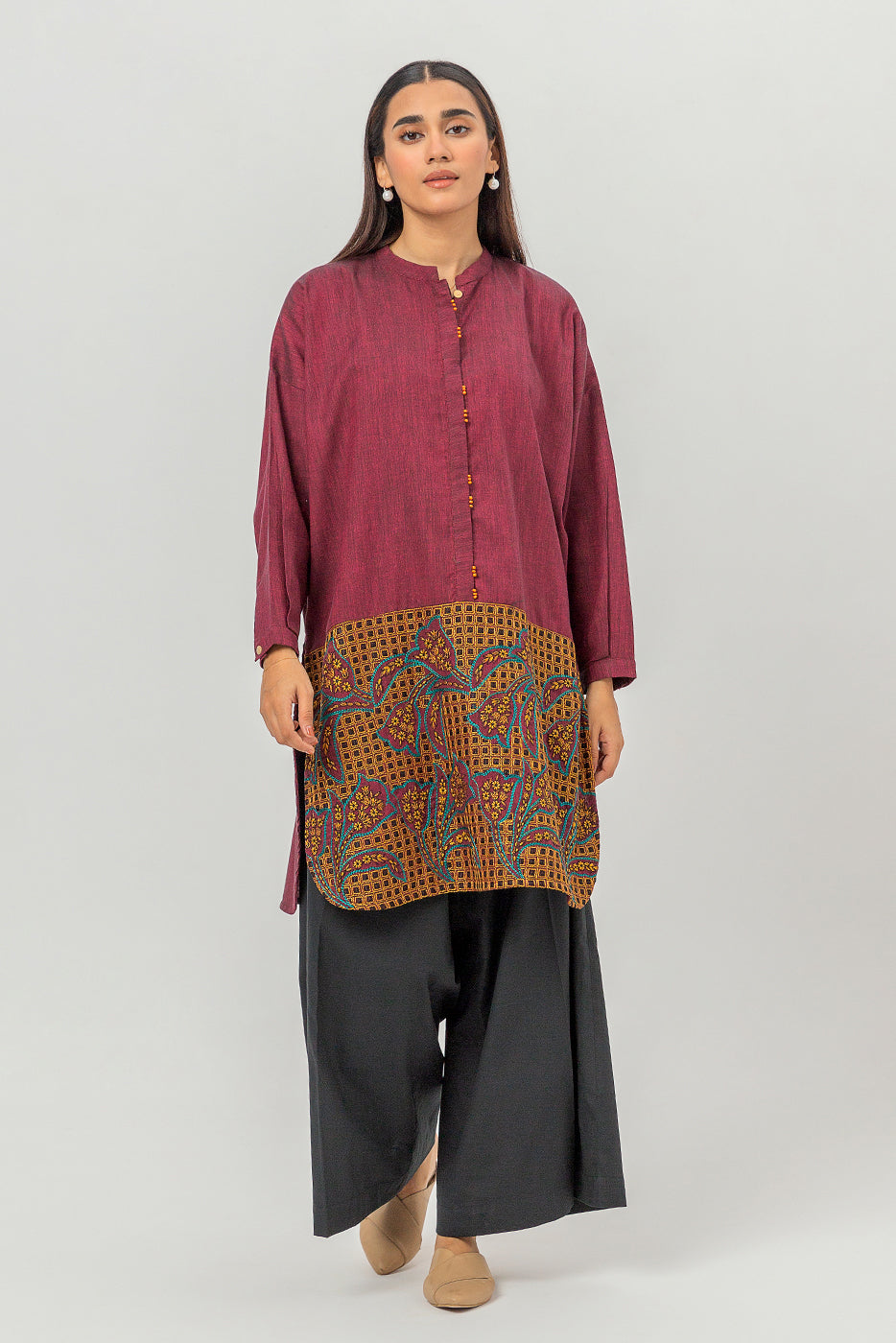 EMBROIDERED CHAMBRAY SHIRT (PRET)