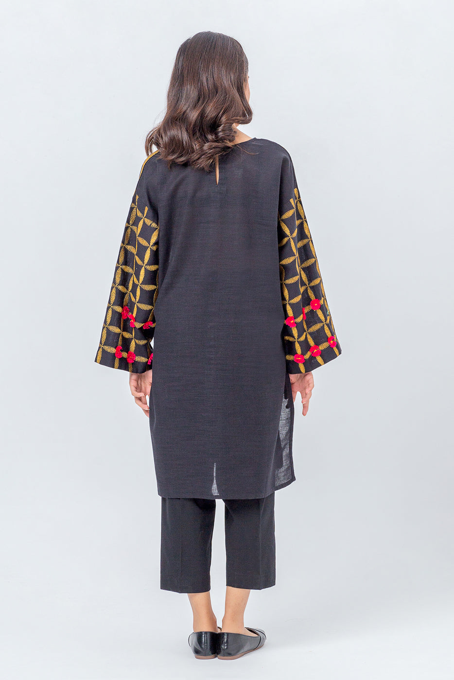 EMBROIDERED KHADDAR SHIRT (PRET)