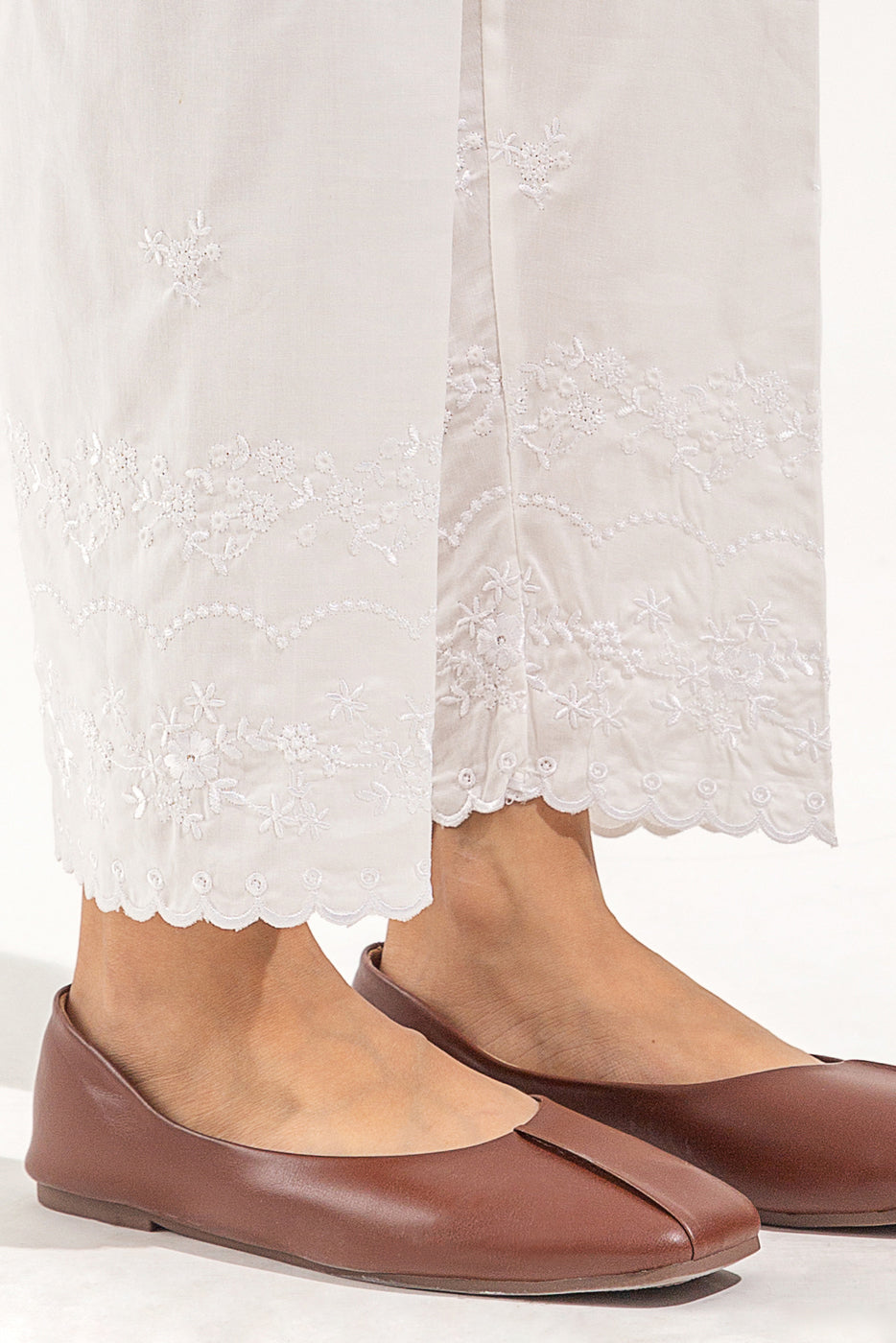 BASIC STRAIGHT PANTS