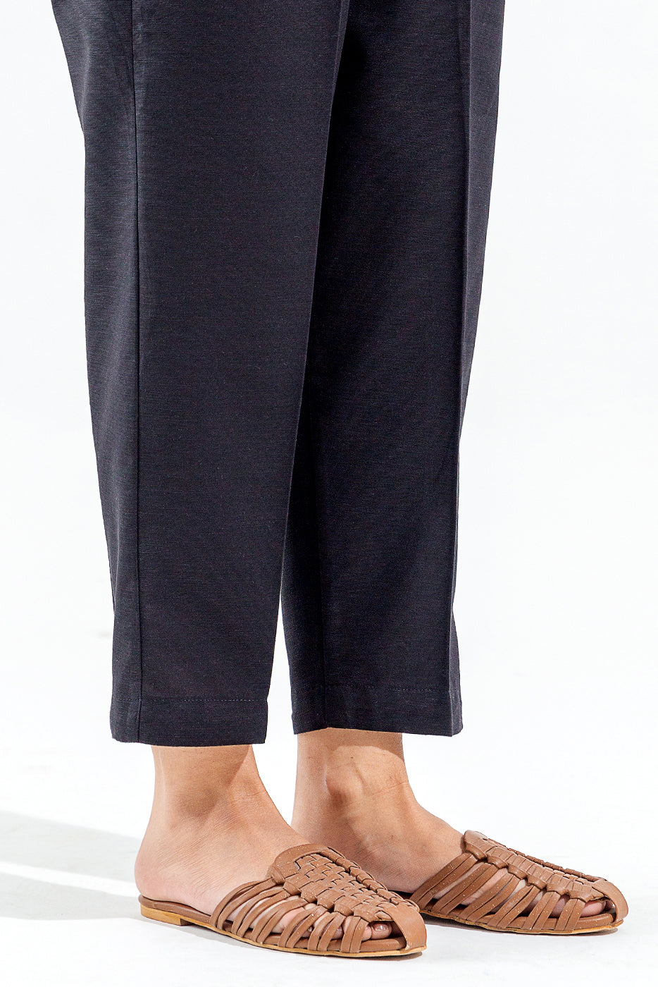 BASIC STRAIGHT PANTS