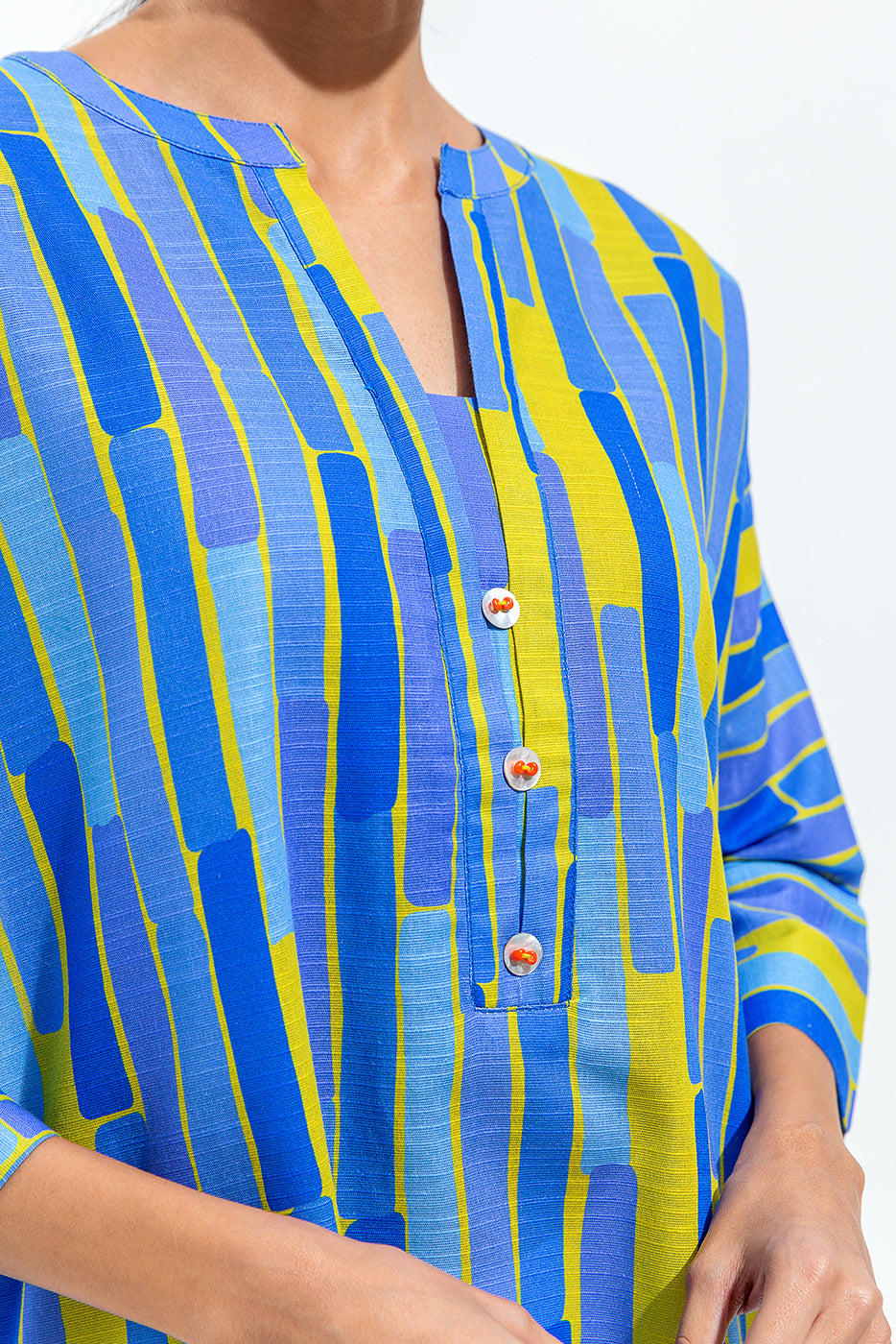 PRINTED SLUB KHADDAR SHIRT (PRET)