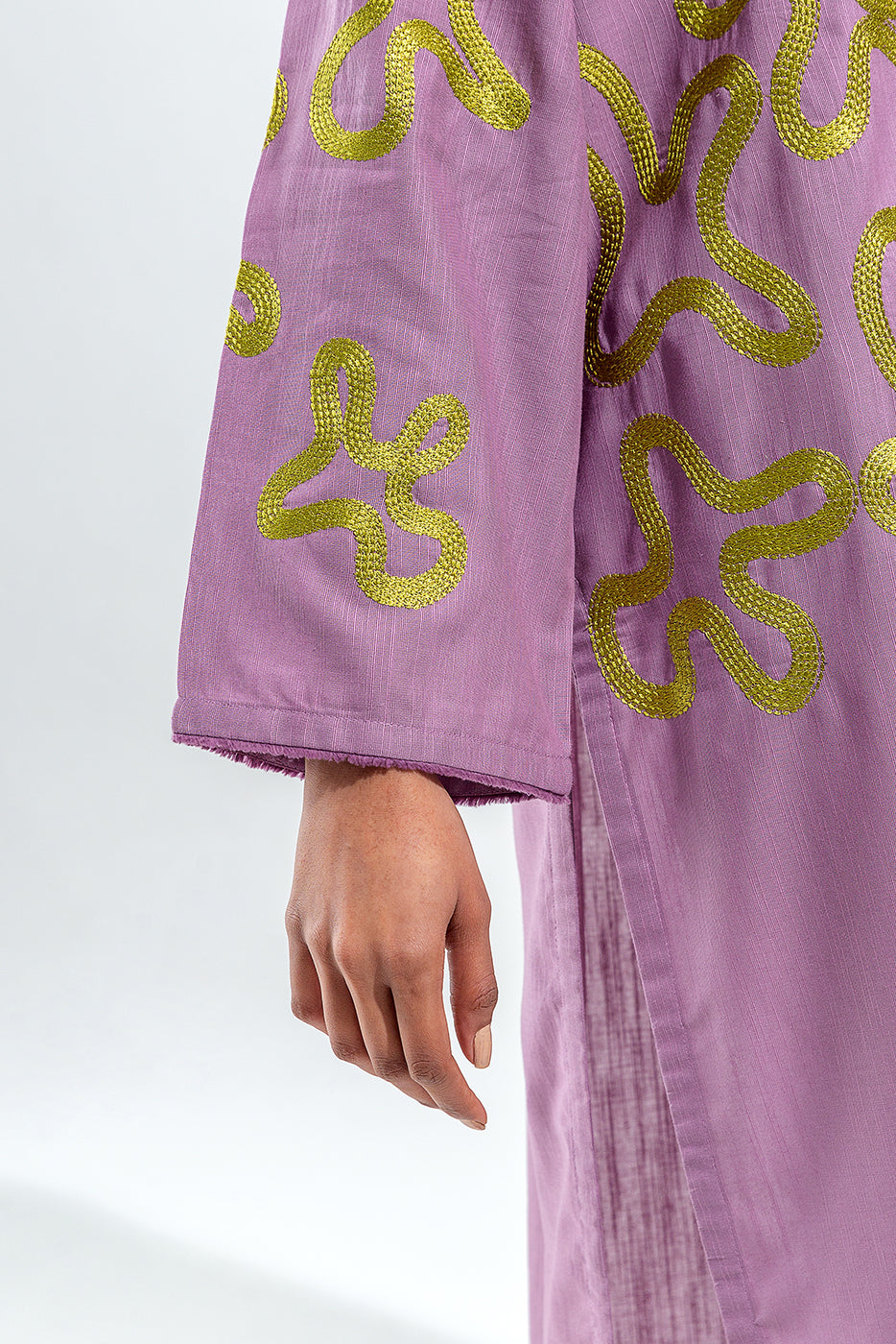 EMBROIDERED SLUB KHADDAR SHIRT (PRET)