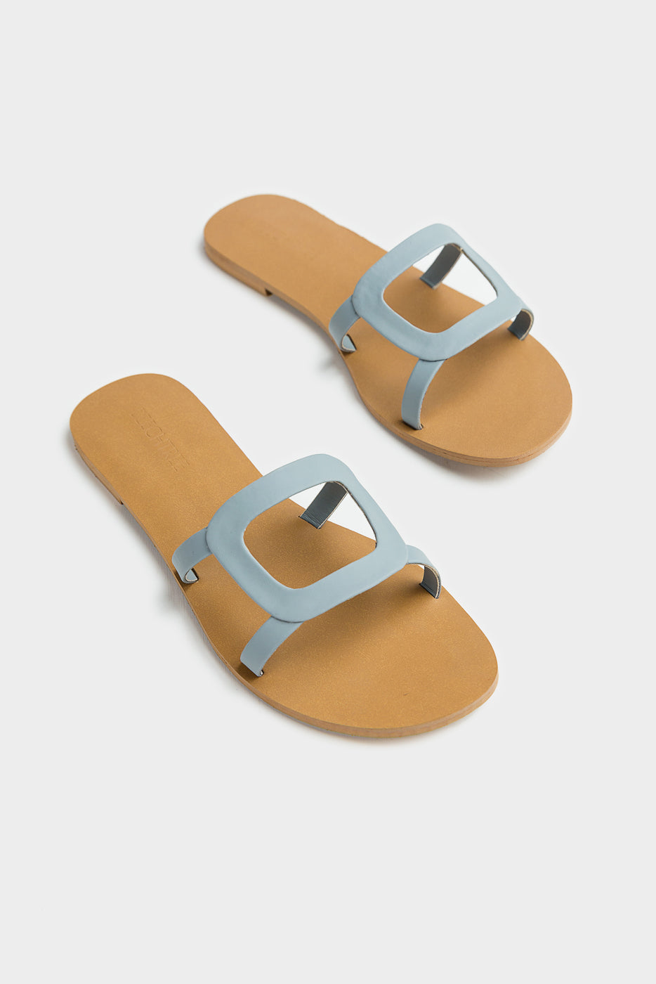 FOOTWEAR