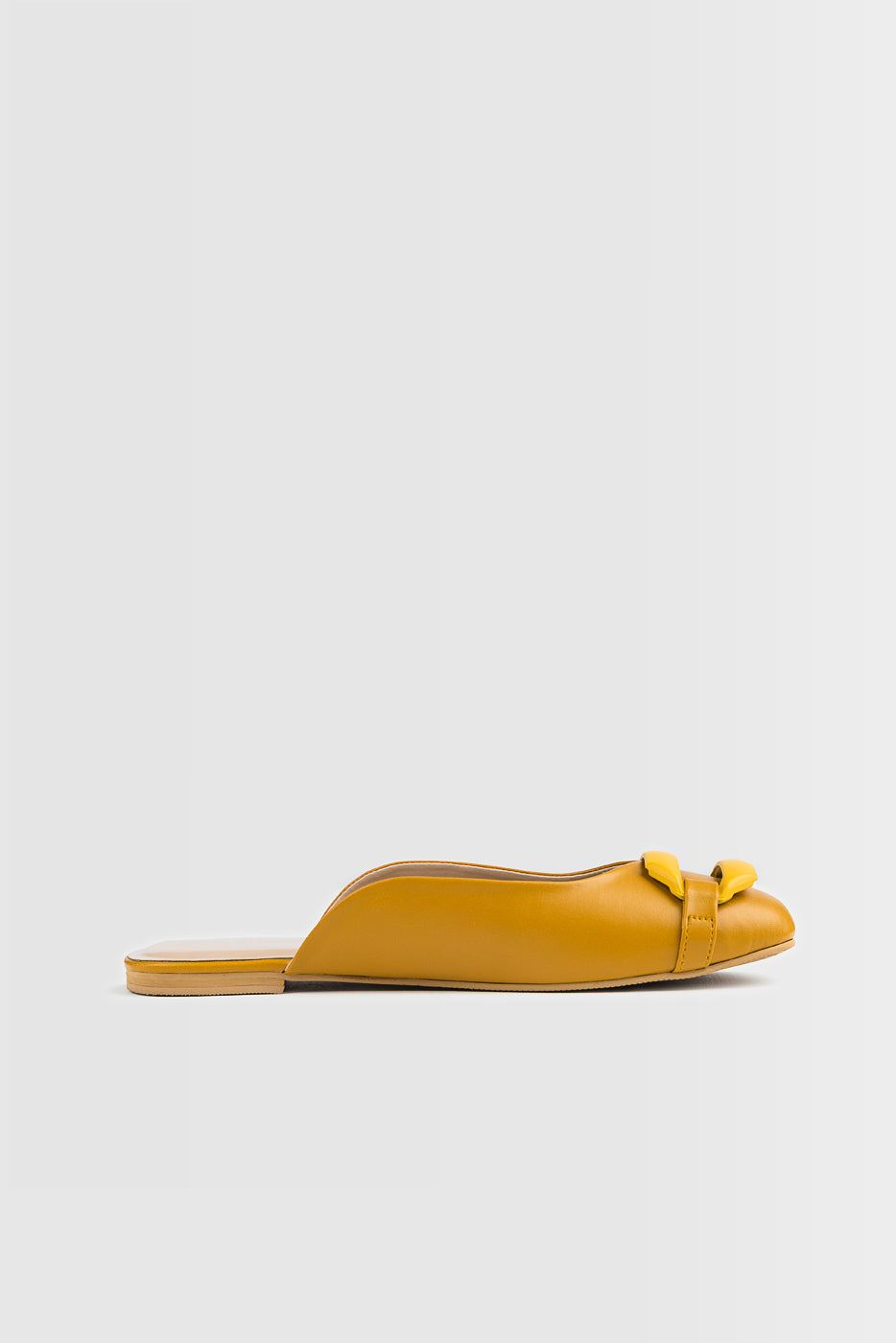 FOOTWEAR