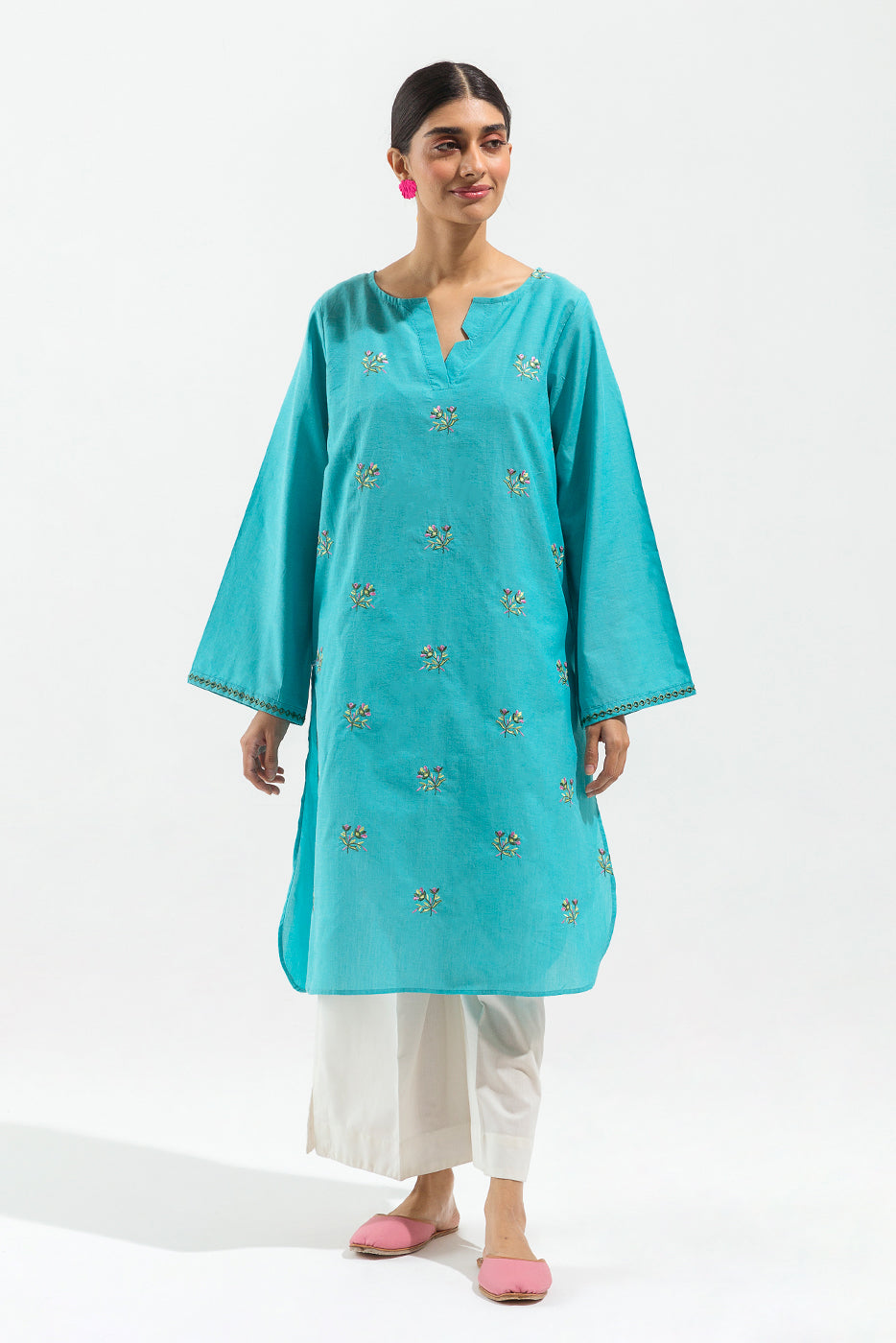 EMBROIDERED CHAMBRAY SHIRT (PRET) - BEECHTREE