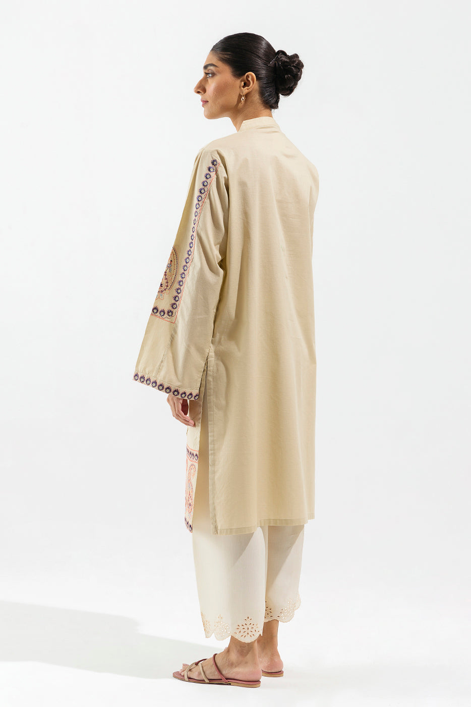 EMBROIDERED LAWN SHIRT (PRET)