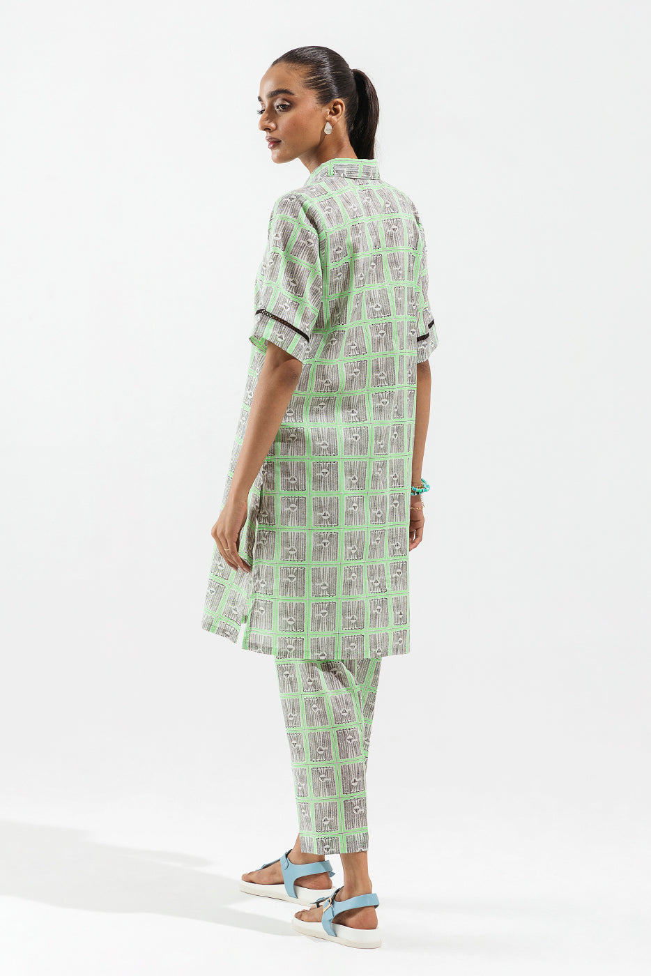 2 PIECE PRINTED VISCOSE SUIT (PRET)