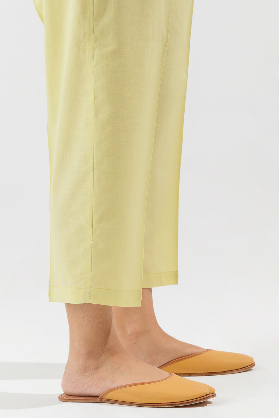 BASIC STRAIGHT PANTS
