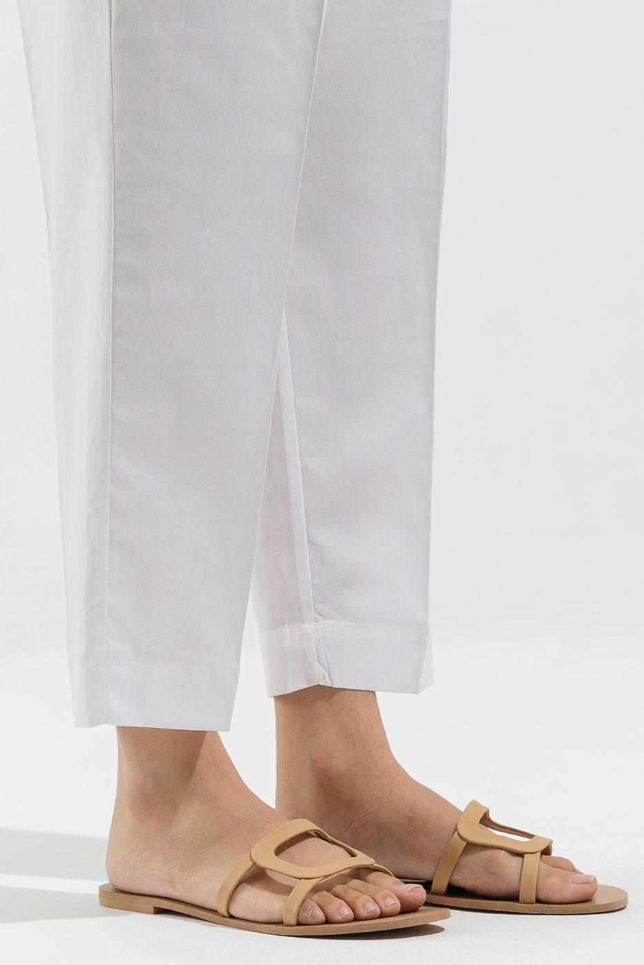 BASIC STRAIGHT PANTS