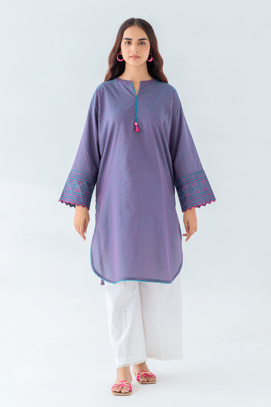 EMBROIDERED CHAMBRAY SHIRT (PRET)