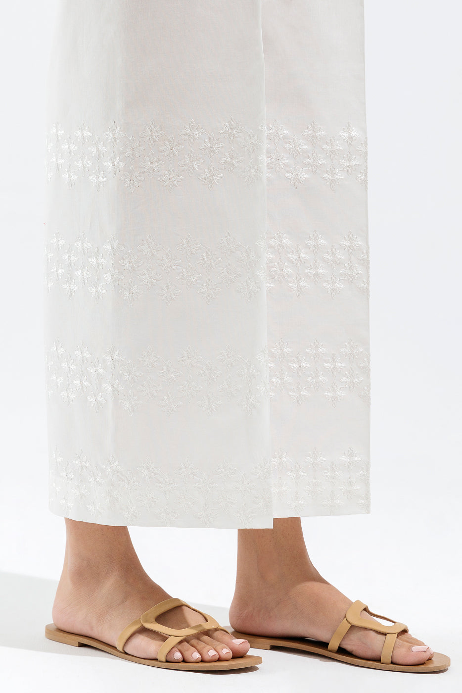 EMBROIDERED SLACK PANTS