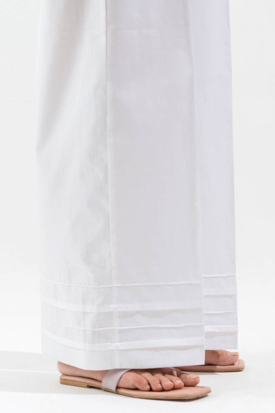 BASIC STRAIGHT PANTS