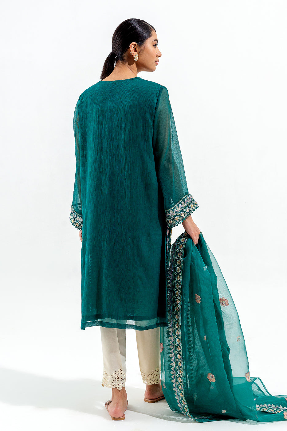 2 PIECE EMBROIDERED CHIFFON SUIT (LUXURY PRET)