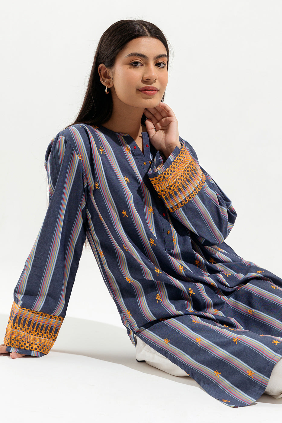 EMBROIDERED SHIRT